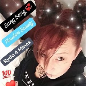 Meet your Posher, Tee